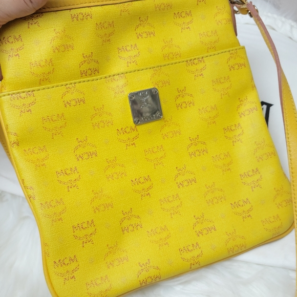 100% Authentic MCM small crossbody bag - Picture 10 of 12
